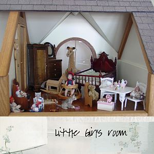 Little girls room