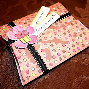 Sweets Pillow Box