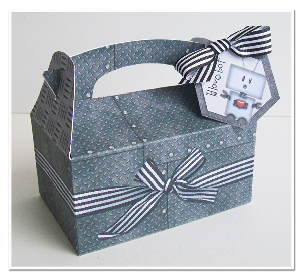 Lil' Love Bot gift box